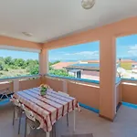 Hudic Apartman *