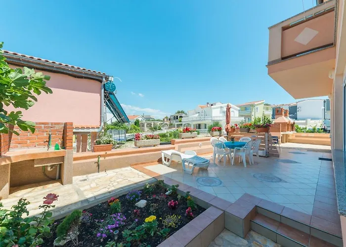 Hudic Appartement Vir