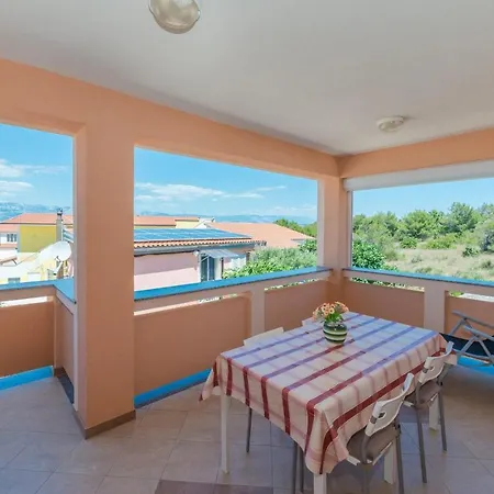 Hudic Apartment
