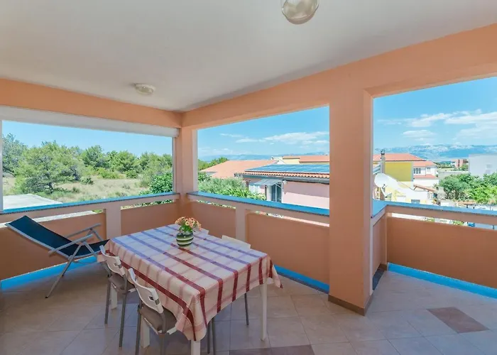 Hudic Апартаменты *